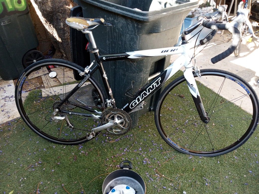 giant ocr bike price
