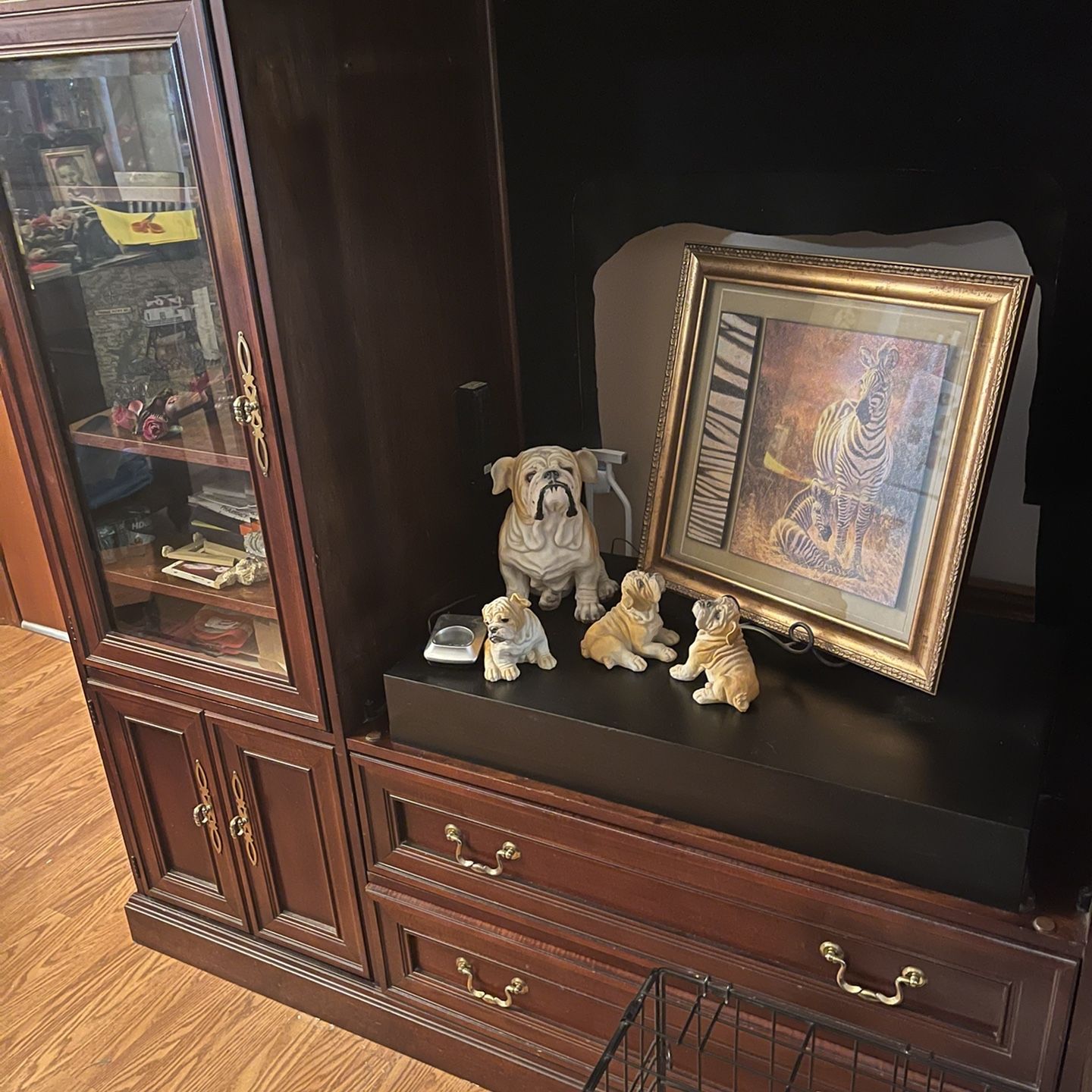 Wall Unit