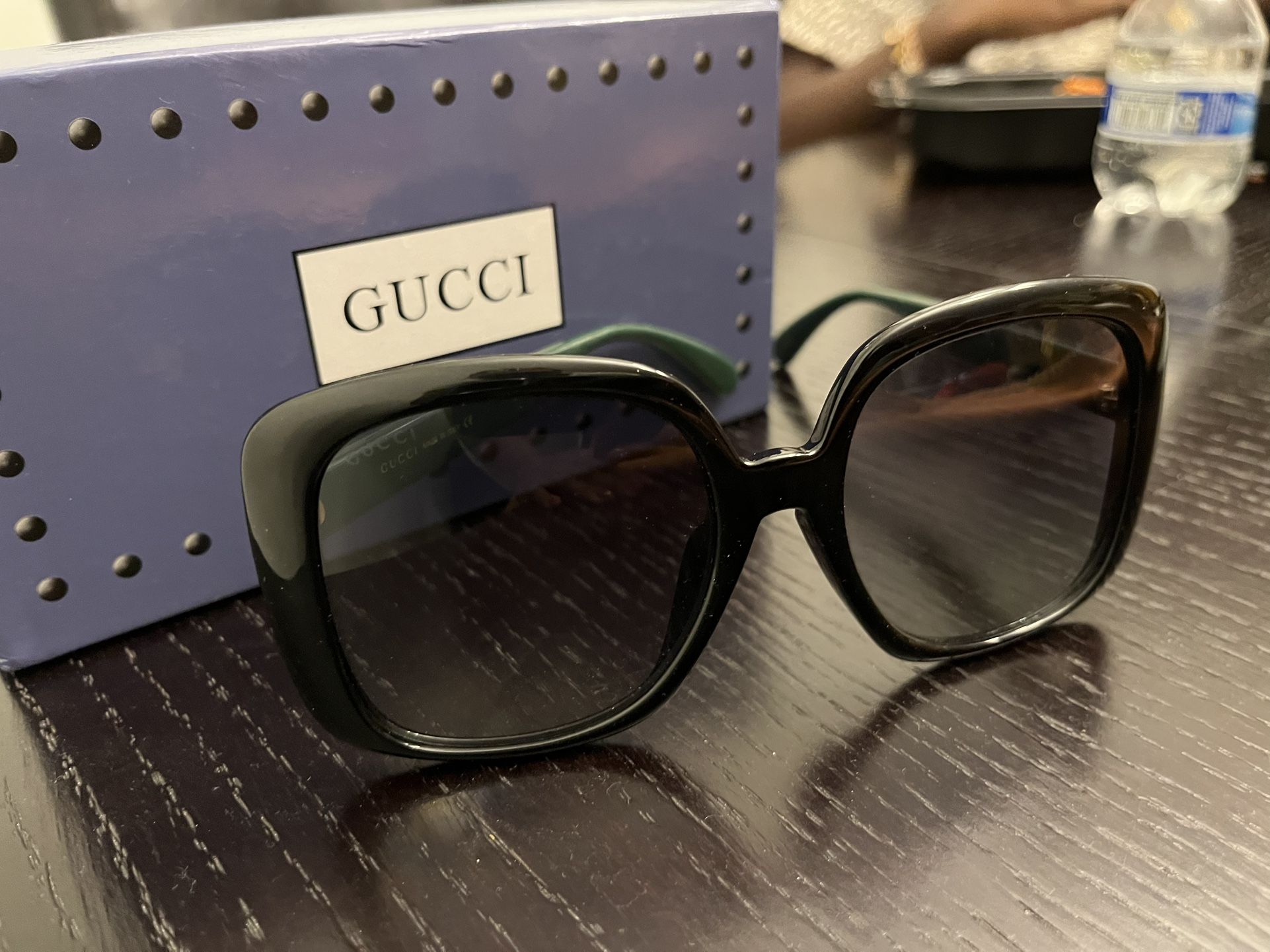 Authentic Gucci Sunglasses – Excellent Condition + Case + Card