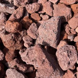 Crimson Rock - Yard