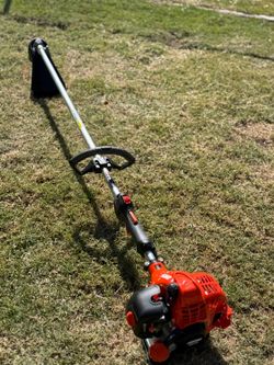 ECHO
21.2 cc Gas 2-Stroke Straight Shaft String Trimmer