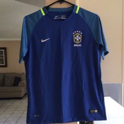 Camiseta  De Equipo  Brasil  Size XLde Jr  $20
