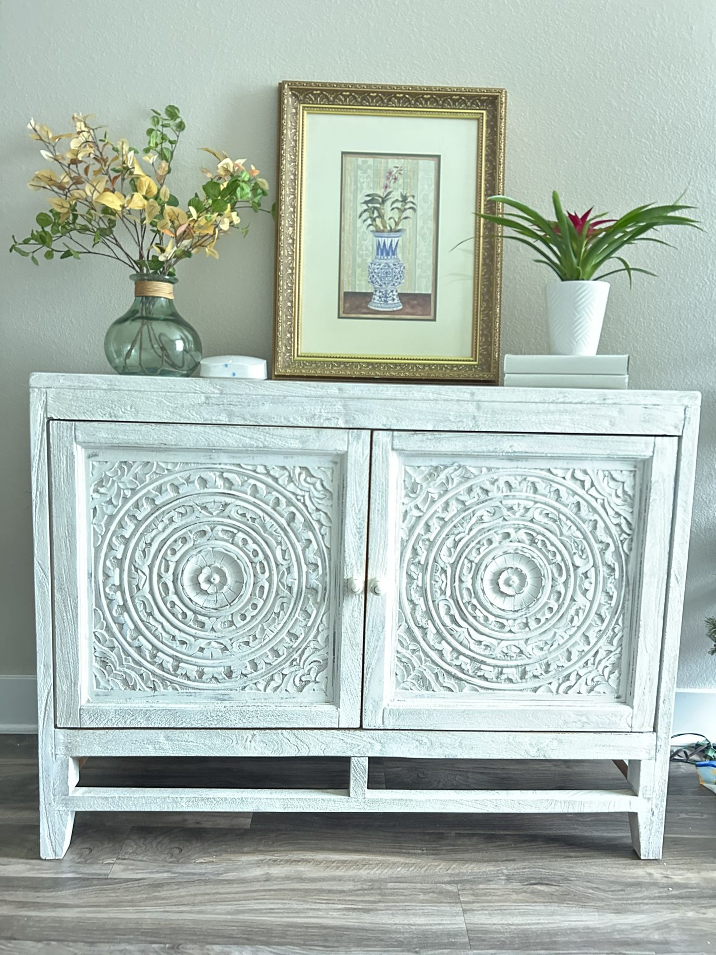 Table Console/cabinet