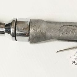 Central Pneumatic 3/8" Air Ratchet