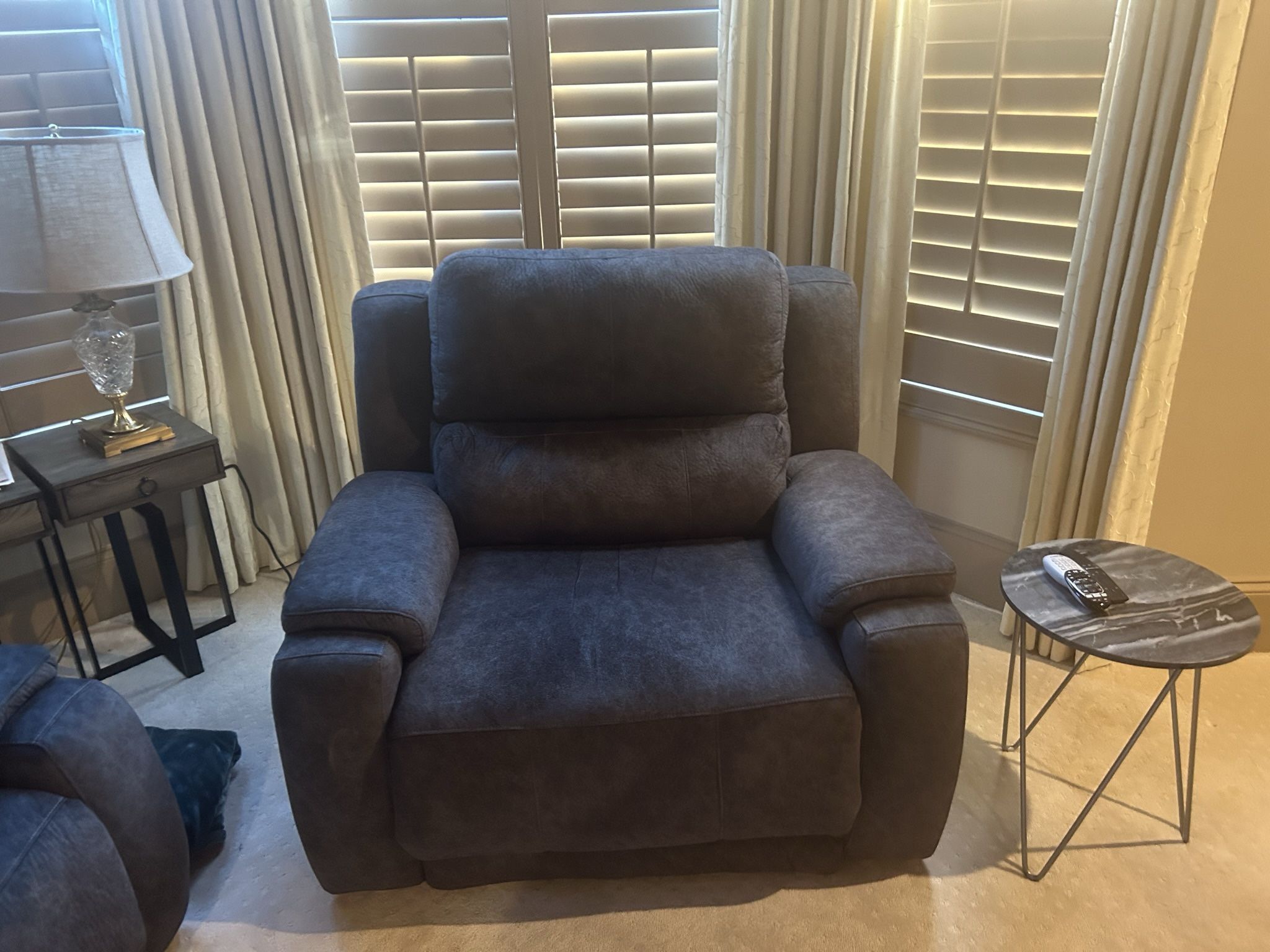 Vaughn Recliner, Charcoal
