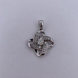 14k white gold 1.85ct diamond pendant 