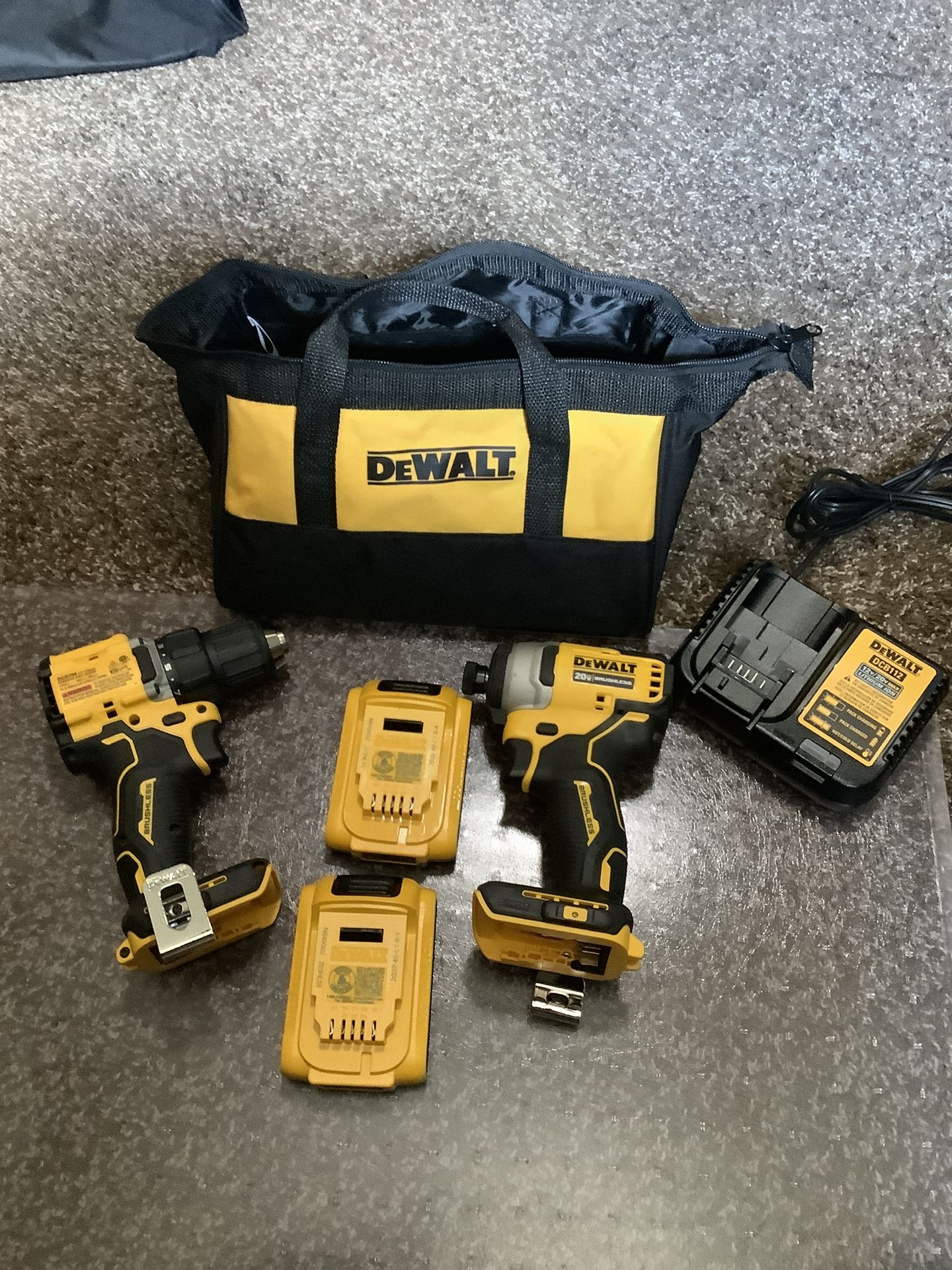 DeWalt Cordless Drill Set