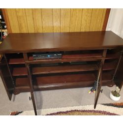 Tv Stand Excellent Condition Cherry Oak