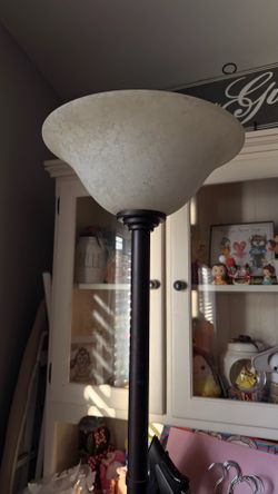 Floor lamp