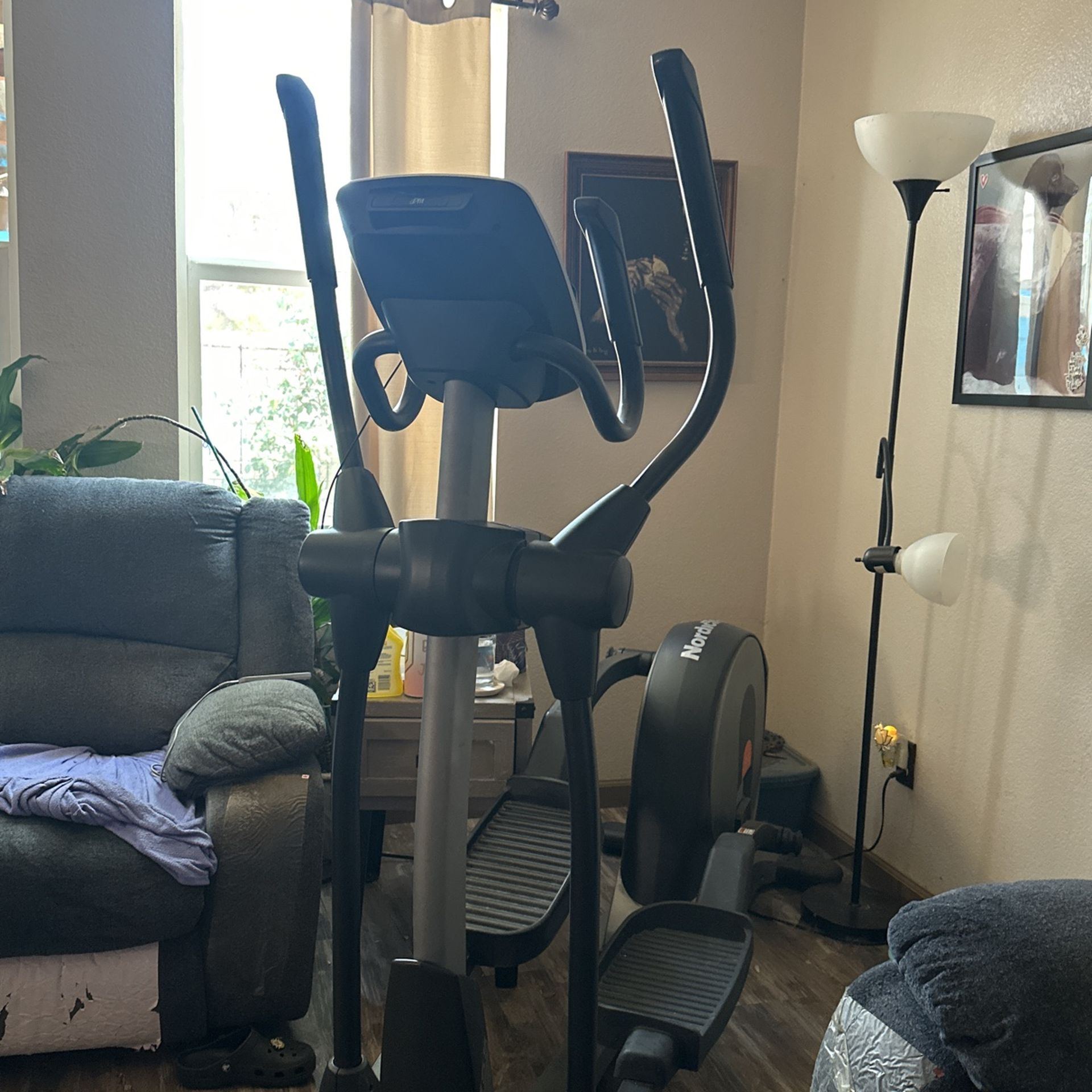 Nordictrac Exercise Machine