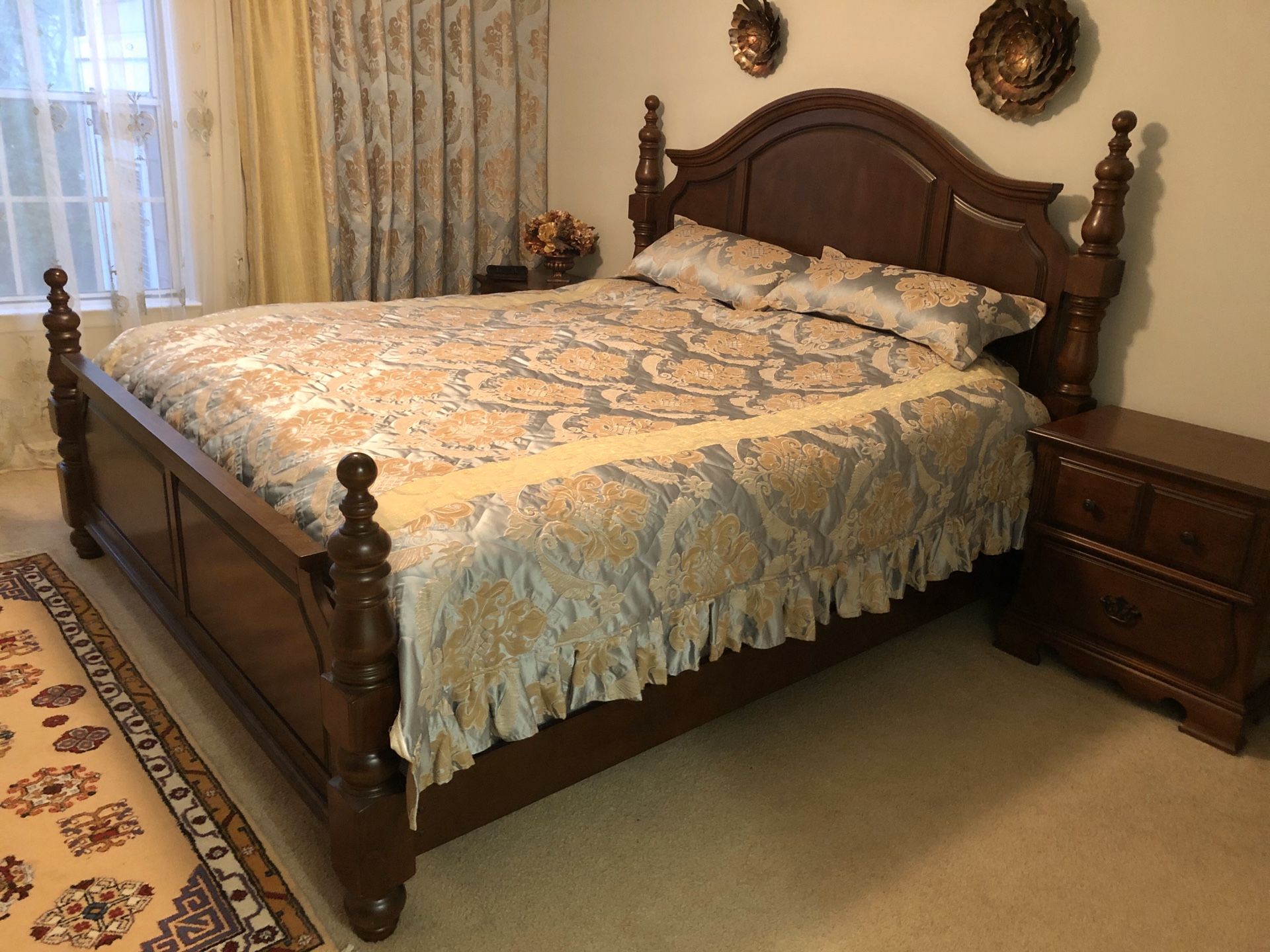 BEDROOM SET (KING)