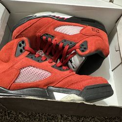 Jordan 5 Raging Bulls
