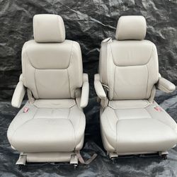 Asientos De Toyot Siena