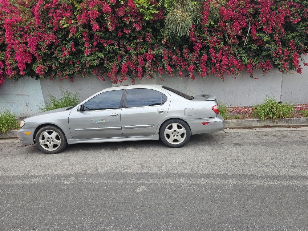 2001 Infiniti I30