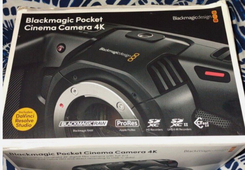 BLACKMAGIC 4K WITH CHARGER 