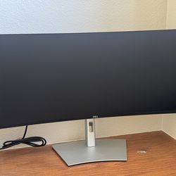 🖥️ Dell UltraSharp 34” Curved Ultrawide Monitor (U3421WE) USB-C – Like New