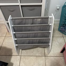 Kids Book Shelf