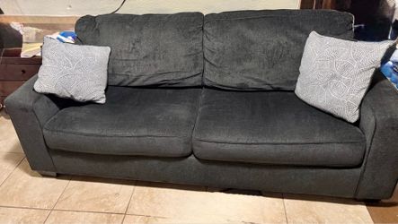 Semi new full-size sofa bed asking $500 for best offer in Weslaco