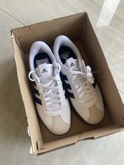 Adidas VL Court 3.0 Women’s Sneakers – Size 8 – Brand New
