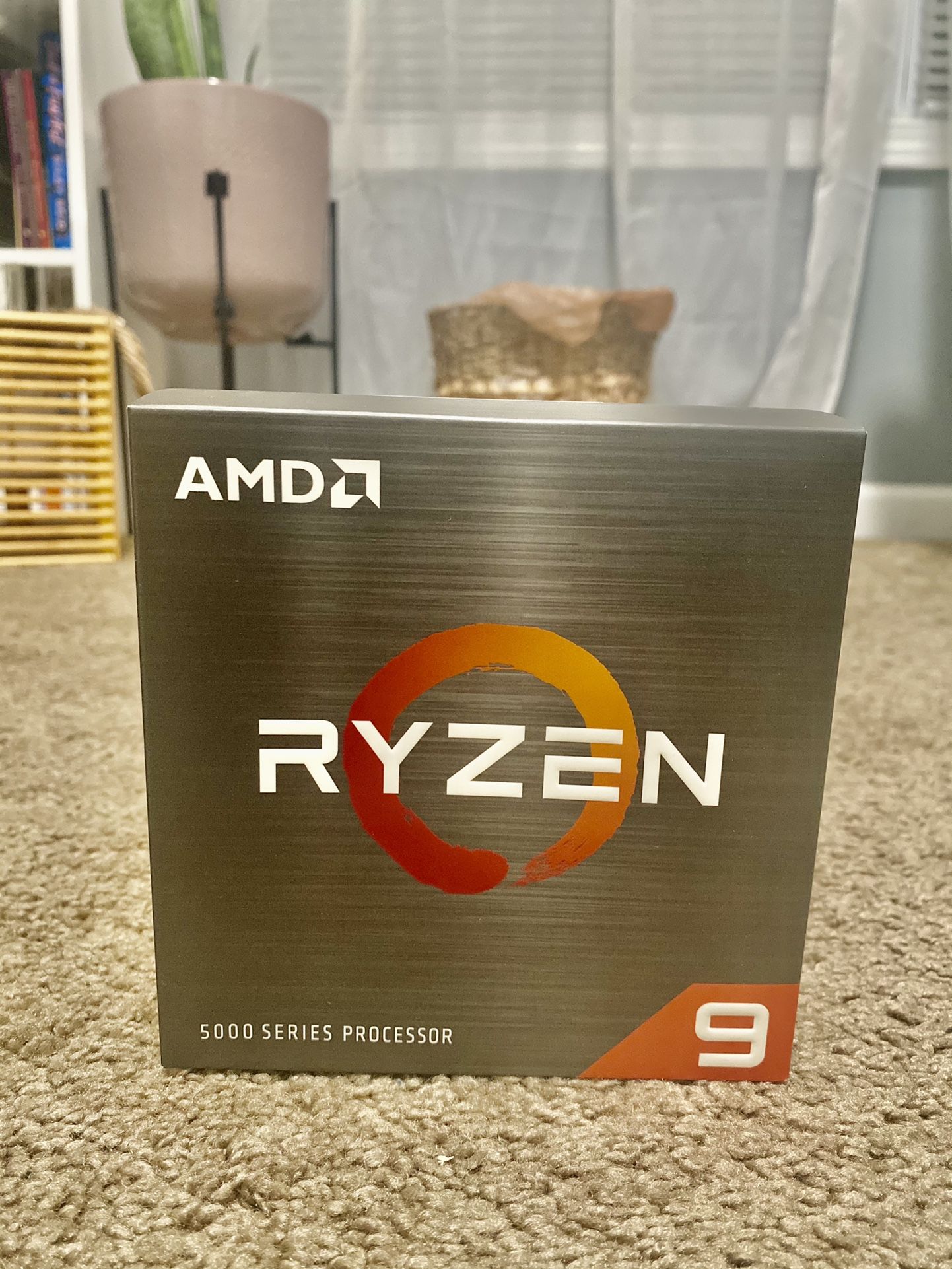 AMD Ryzen 9 5950X Desktop Processor (4.9GHz, 16 Cores, Socket AM4)