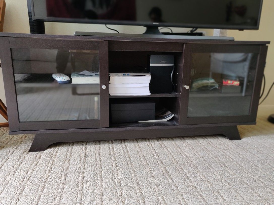 55" TV Stand with storage space