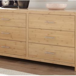 Hugoton Solid Wood 6 Drawer Dresser