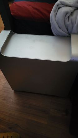 Mac pro (2008 or 2009)