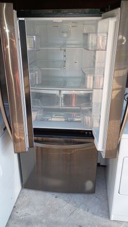 LG refrigerator French door
