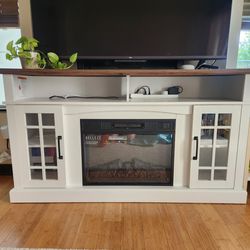 TV Stand / Entertainment Center/ Media Console With Fireplace 
