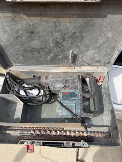 Bosh hammer drill