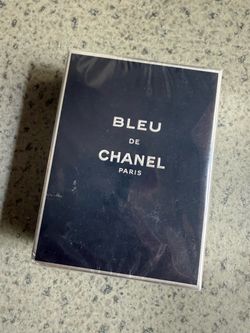Bleu de Chanel Paris