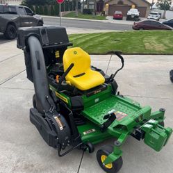 John Deere 48 In With Bagger Vacuum 24hp 