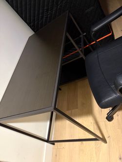 Study/ gaming chair