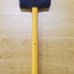 8lb Sledge Hammer With Short Fiberglass Handle! Assembled In USA!