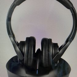 Zanchie RF Wireless TV Headphones for Sale in Aurora CO OfferUp