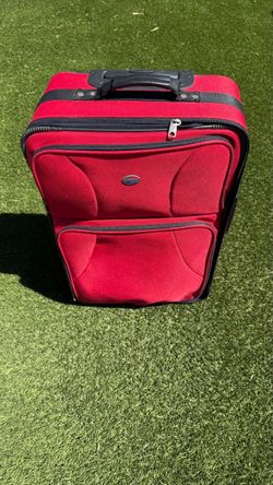 Suitcase/ luggage