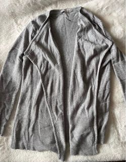 Larry Levine Gray Knit Open Cardigan