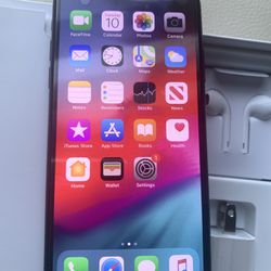 Factory Unlocked Apple iPhone X. , Sold with warranty 