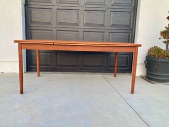 Authentic Danish Ansager Mobler extendable Teak Dining Table