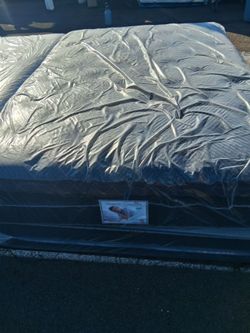 Brand New King Size Pillowtop Mattress Included Box Spring Free Delivery Depends On Location