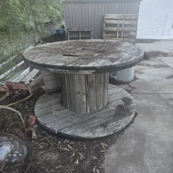 Free 6 Ft Diameter Wire Spool