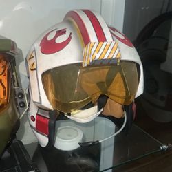 Luke Skywalker Star Wars Black Series Battle Simulator Electronic Helmet New