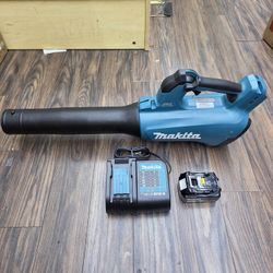 Makita XBU03SM1 18V LXT Li-Ion Brushless Variable Speed Blower Kit (4 Ah)
