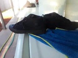 Black Children's Converse. Size 2  unisex