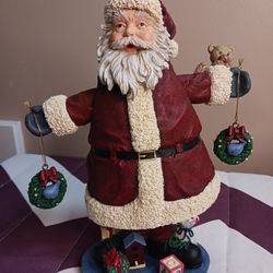 Vintage Musical/Moving Santa Christmas Decoration