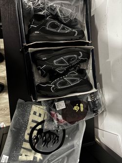 Bulk shoes and shirts