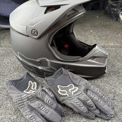Fox Sports Dirt Bike Helmet w/ Gloves