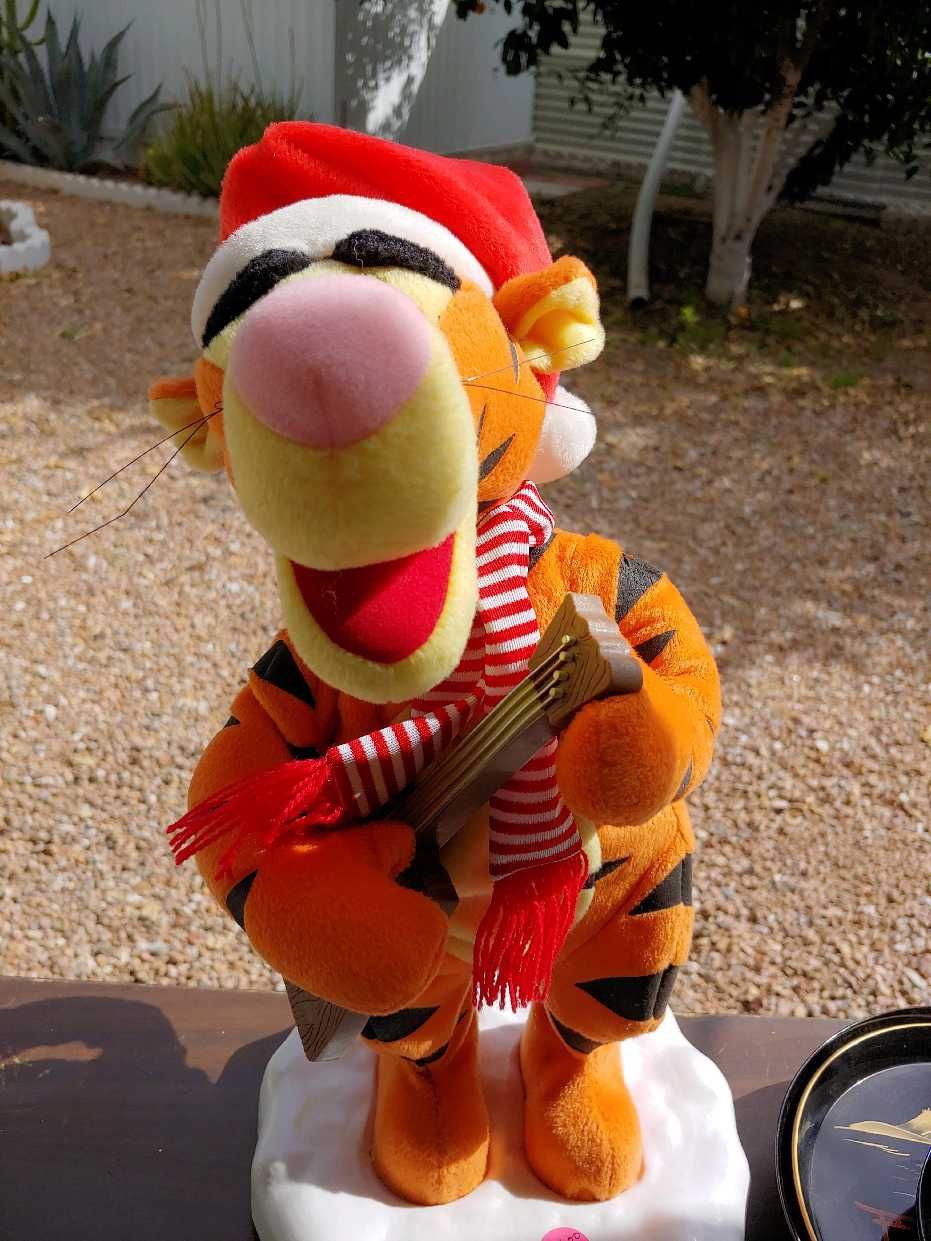 Christmas signing tigger