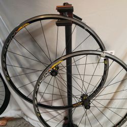 Mavic Kysrium Elites Road Wheels.