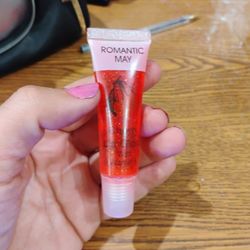 Romantic May Cherry Lip Gloss
